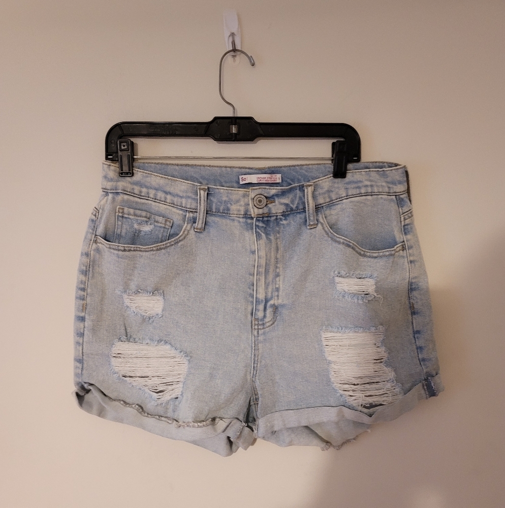 Vintage Mom Shorts 💙